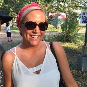 Meet your Posher, Tracey